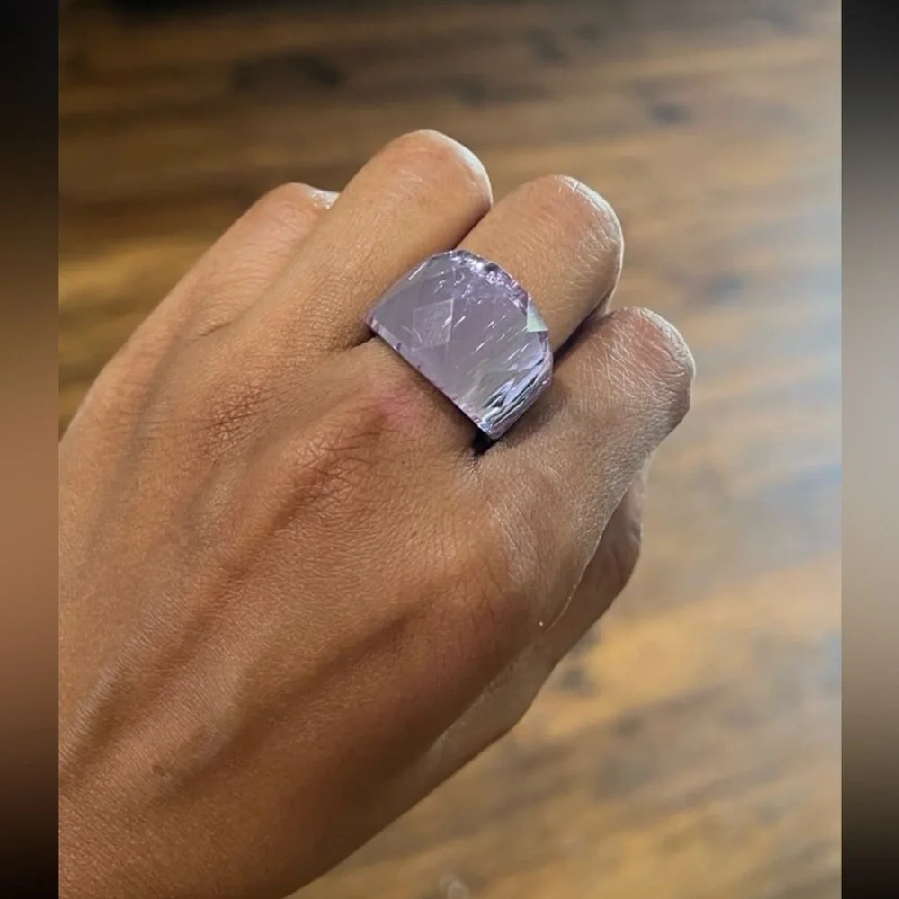 Swarovski crystal lavender size 7 ring with steel nirvana SSLS7